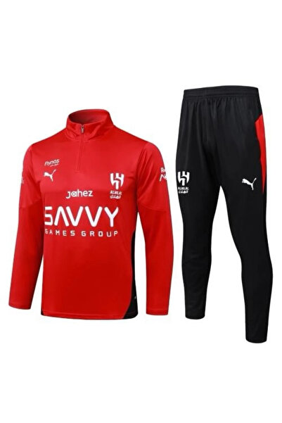 cloudsteps Al-Hilal's winter training kit is red.