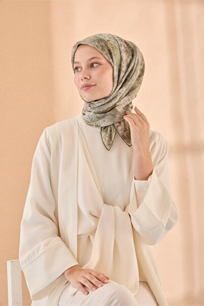 Silk Home Φουλάρι από οργανικό βαμβάκι με ραμμένες χειροποίητες άκρες με σχέδιο κήπου με χαμομήλια