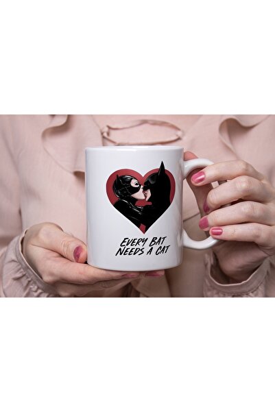 Beramussa Batman ve Catwoman Öpüşme Temalı Every Bat Needs a Cat Kupa Bardak