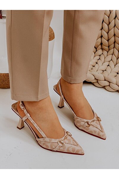 BerilinButiği حذاء نسائي بكعب ستيليتو (Slat) بتفاصيل مشبك بنمط الفهد باللون ا...