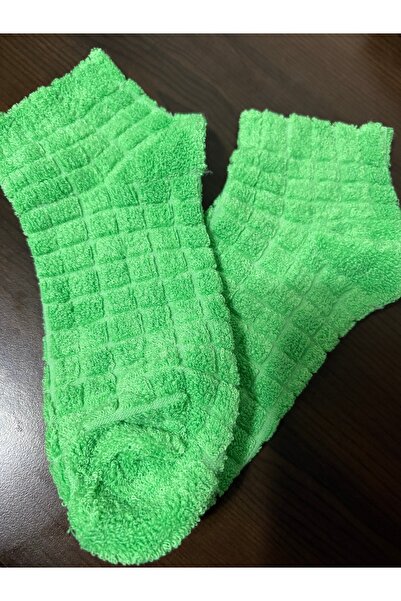 Red Velvet Designs Green Towel Socks