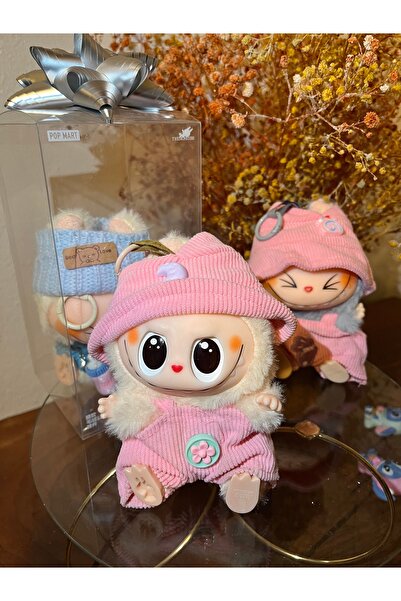 labubu sepeti PEMBE ELBİSELİ OTURAN MODEL LABUBU 001