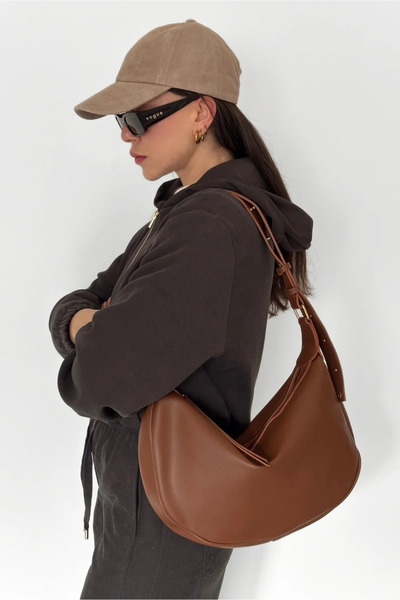 Cersei Geantă de umăr pentru femei Soft Casual Crescent Baguette, maro