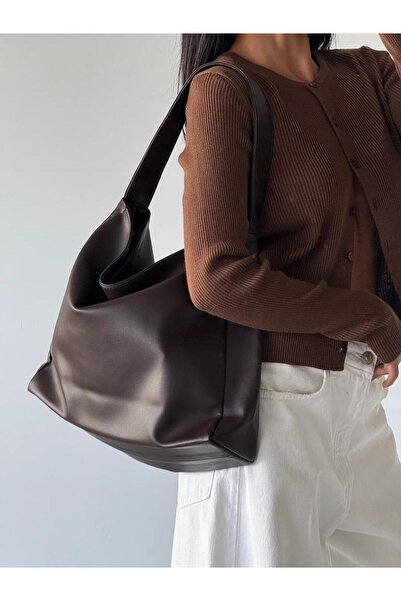 cosybag. Cleo Large Women's Oversized Zippered Faux Leather Shoulder Bag Bitter Brown