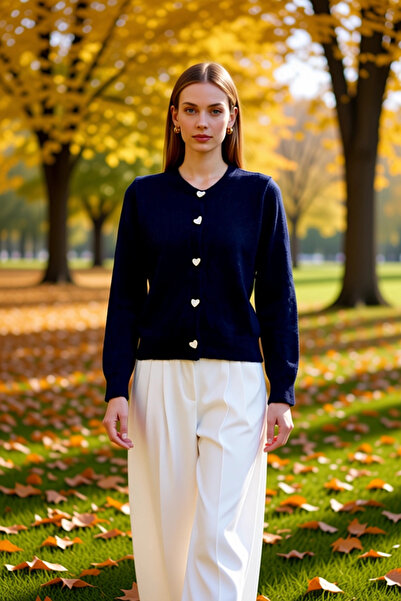 BENERLY Jacheta cardigan din tricotaj cu nasturi în formă de inimă, cu textur...