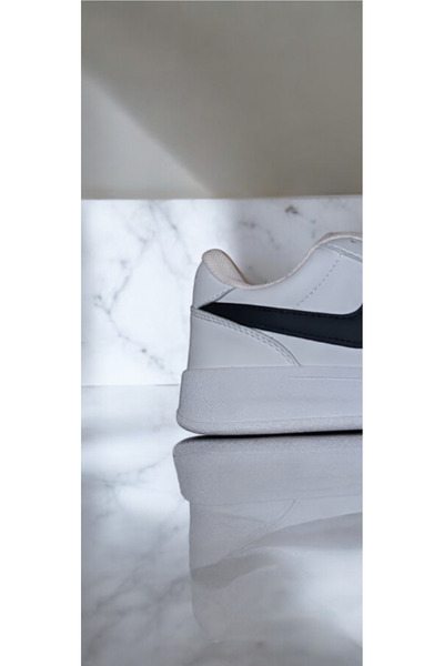 NiLi Unisex Sneaker Sports Shoes White Black