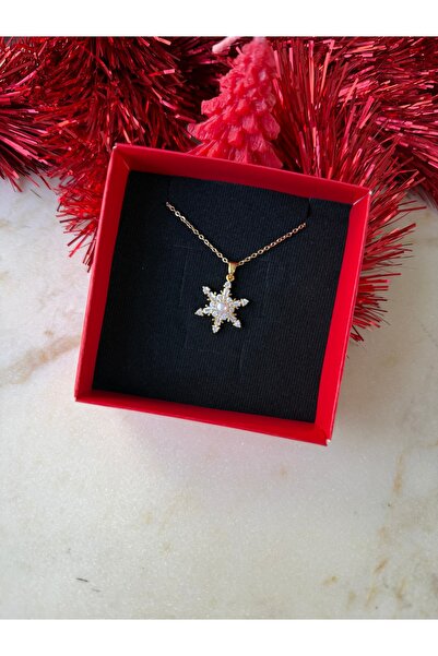 BURÇİN AKSESUAR قلادة من الفولاذ على شكل ندفة ثلج مزينة باللؤلؤ (مع تغليف هدي...