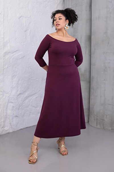 Madwilo Women's Purple Boat Neck Three Quarter Sleeve Cupped Plus Size Stretchy Dress
