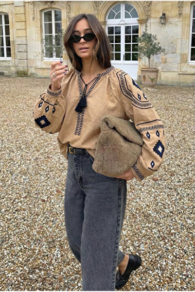 FEMELLE Women's Beige Tassel Collar Embroidered Cotton Blouse