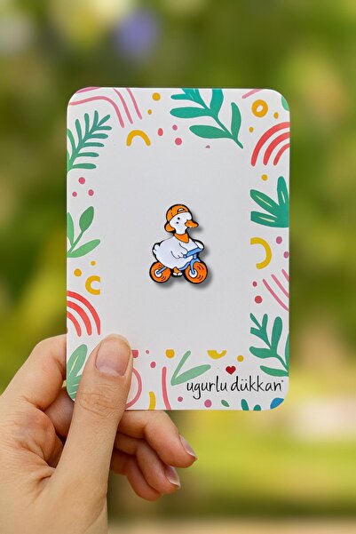 CYCLING DUCK BADGE