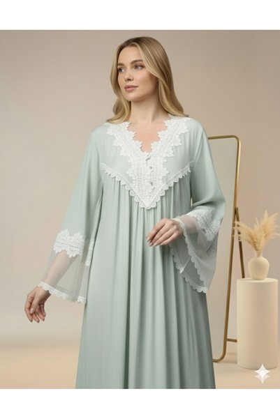 Maison Emarat NIGHT GOWN WITH INTRICAte lace detailing