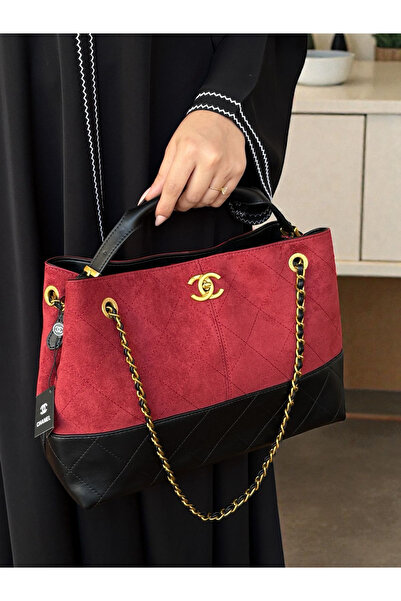 GGGG Shoulder bag with accessories