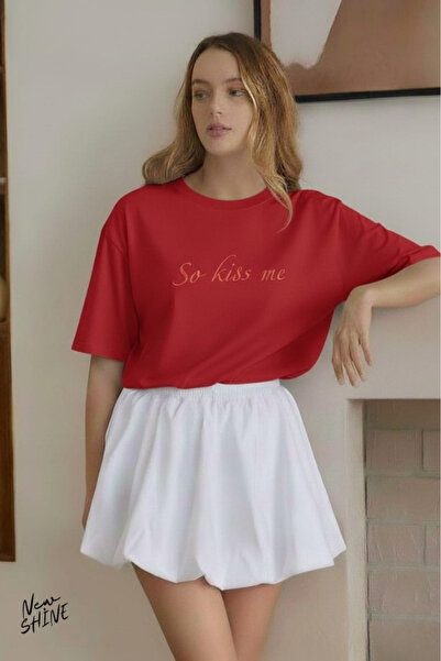 New Shine تي شيرت So Kiss Me مطبوع قصة فضفاضة