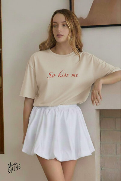 New Shine تي شيرت So Kiss Me مطبوع قصة فضفاضة