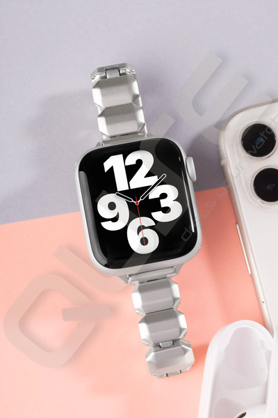 Quse Onyx Steel Band Compatible with Apple Watch – Starlight – 44Mm/45Mm/46Mm & Series 1–3 42mm