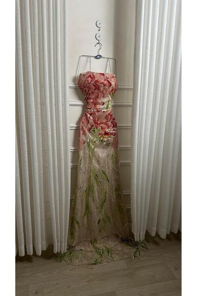 New Moon Elegant Printed evening dress with embossed trim and Barbie lining