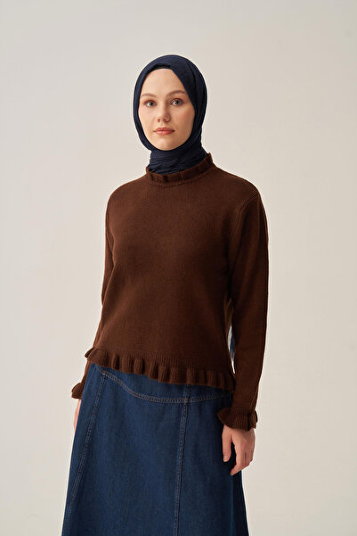 ALLDAY Short Sweater with Ruffled Collar