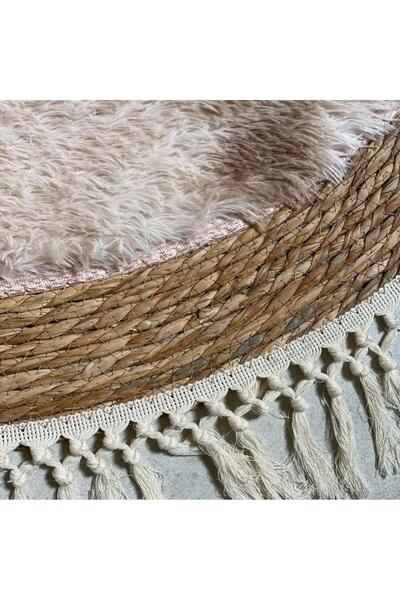 SPR Bohemian Wicker Fur Rug (FUR)