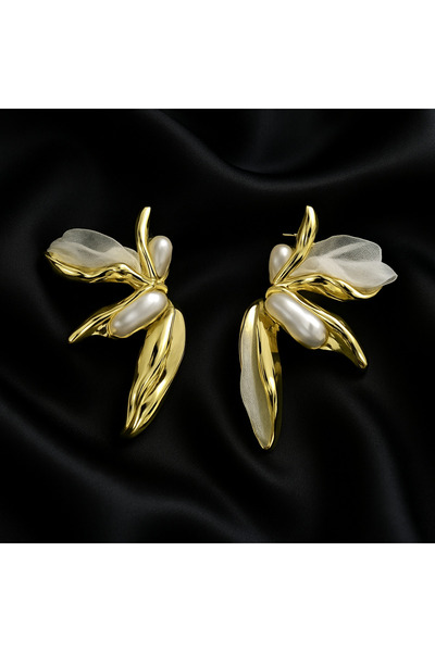 Nun Jewelry ZARA Model Altın Yaprak İnci Sallantılı Küpe - Beyaz