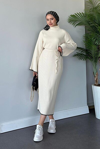 Vaveyla Ecru Women's Shepherd Stitch Knit Dress