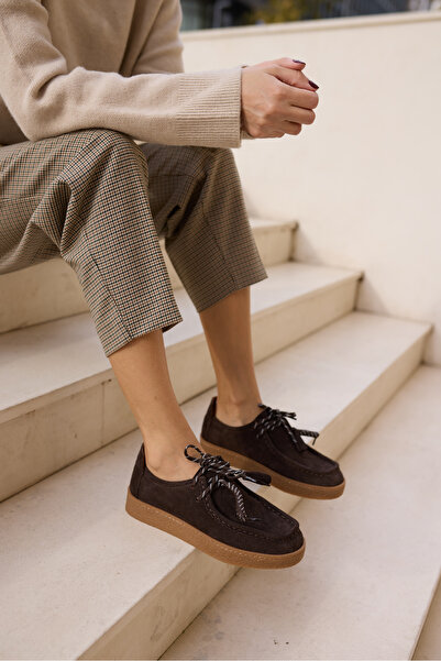 ANGELİNA JONES LEMARİO ЖІНОЧІ КАВОВІ ЧЕРЕВИКИ З НАСТУПНОЮ ШКІРОЮ, З ДЕТАЛЯМИ З ШНУРІВКИ