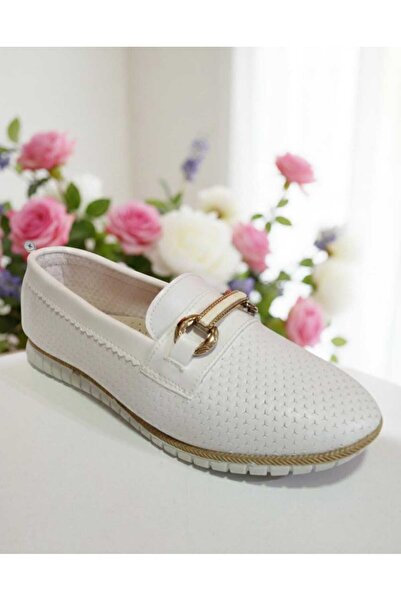 VARLIK AYAKKABI أحذية بيضاء على طراز البابيت للموسم الجديد