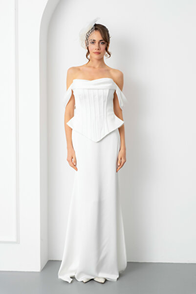 Lafaba Kadın Beyaz Kayık Yaka Balenli Peplum Kesim Saten Abiye Elbise