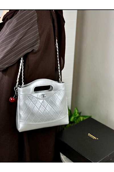 SDBD Shoulder bag with accessories