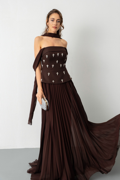 Lafaba Kadın Kahverengi Straplez Yaka Taşlı Uzun Söz Nişan Nikah Abiye Elbise