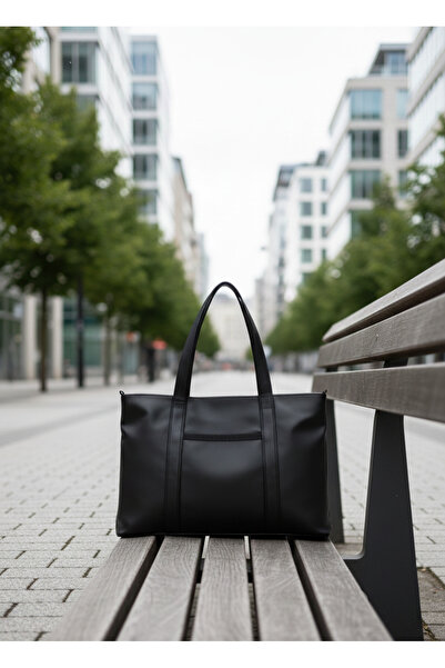 Vina Bag حقيبة كتف نسائية متوسطة الحجم مقاومة للماء باللون الأسود من لوسو