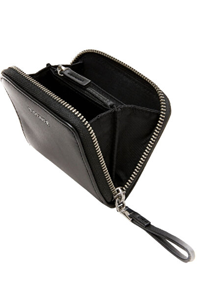 s.Oliver Wallet, Black