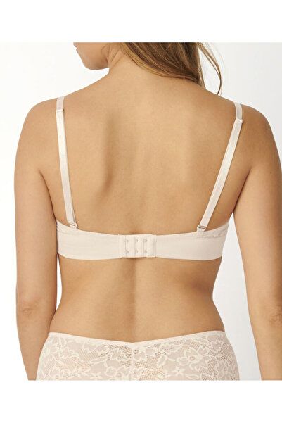 Triumph Bra, Nude