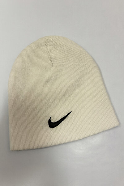 Nike Unisex hat with logo