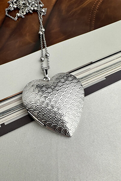 Modex Patterned Openable Lid Heart Necklace (68cm)