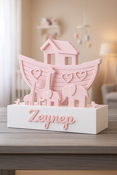 Kişiye Özel İsme Yazılı Pembe Ahşap Nuh’un Gemisi Bebek Odası Dekoru – Zeynep Model