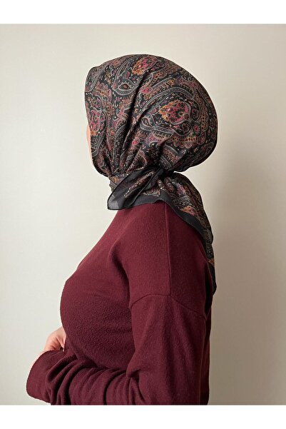 ESSLERA Retro Patterned Black Soft Scarf