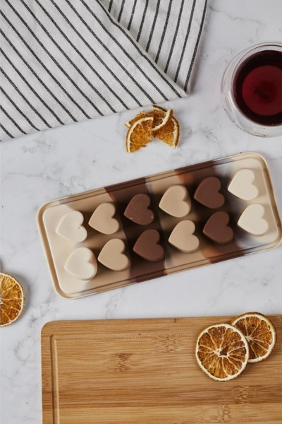 Albergio 12-Piece Heart Patterned Silicone Ice and Chocolate Mold | Flexible & Durable
