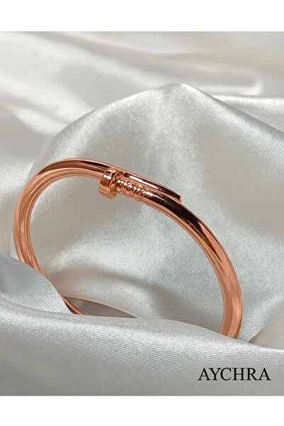 Aychra سوار نسائي على شكل مسمار – لون فولاذي وردي، تصميم عصري وأنيق