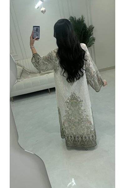 BYNAN Women's jalabiya with a floral pattern in several colors