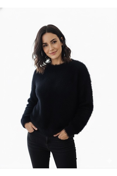 Quen Women's Knitwear