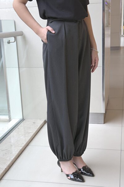 Ghisa Pleated Loose Pants with Elasticated Cuffs