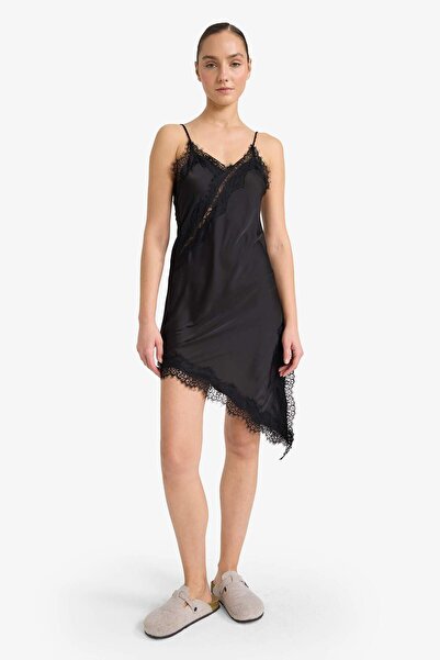 DeFacto Regular Fit V Neck Satin Strap Nightgown G6076Ax25Wn