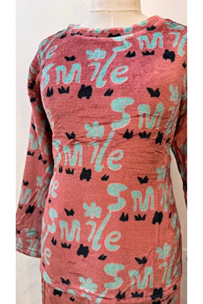 ISHRAQAT AL-AMAL winter velvet pajama set