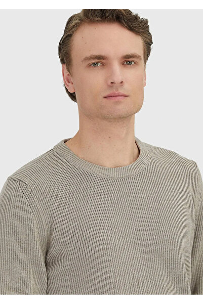 Ramsey Μπεζ πλεκτό πουλόβερ με λαιμόκοψη από μαλλί Σελανίκης