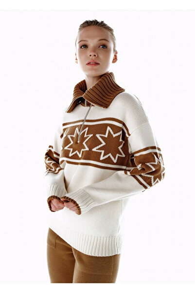Knitss Ecru Camel Contrast Star Patterned Knitwear