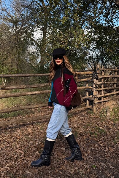 Laluvia Blue - Burgundy Baklava Sweater - 7183