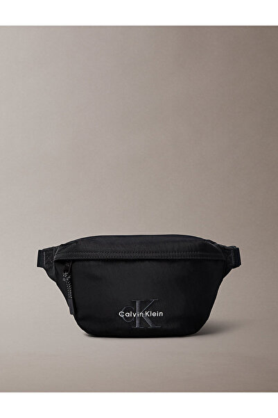 Calvin Klein Schwarze Nylon-Bauchtasche mit Monogramm-Logo für Herren