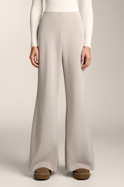 Oysho بنطلون واسع مرتفع للغاية مع مودال مصقول