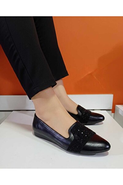 VARLIK AYAKKABI حذاء باليه أسود للموسم الجديد