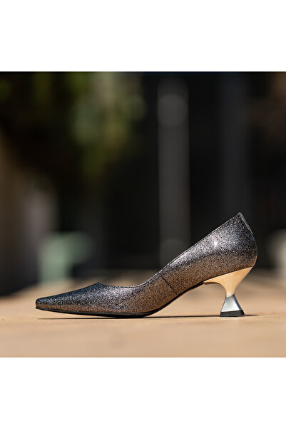 CONDUR by alexandru Women's Shoes Hourglass Heel Roanna Argento - 37